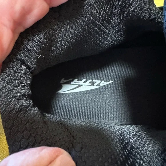 Women’s Altra hiking boots size 10.5 - Picture 11 of 12